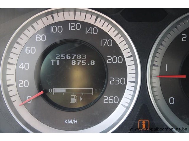 Volvo v60, yv1fw88a0c1065467, 1e insch 11/04/2012, 256783km, 120kw, 1984cm³, diesel, automaat, break/stationwagen, euro 5, mtm 2200kg, tarra 1731kg, 2 sleutels, keuring tot 26/11/2023, inschrijvingsbewijs deel i en ii en gelijkvormigheidsattest - afbeelding 3 van  22