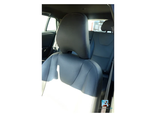 Volvo v60 - afbeelding 17 van  61