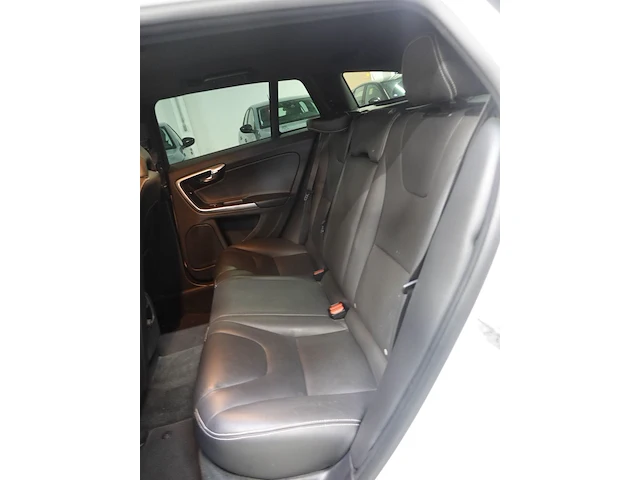 Volvo v60 - afbeelding 4 van  22