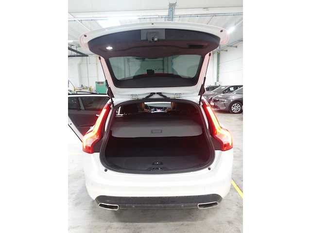 Volvo v60 - afbeelding 7 van  22
