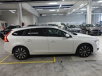 Volvo v60 - afbeelding 16 van  22