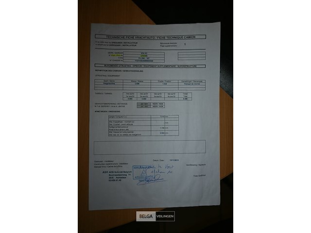 Volvo veegmachine/vrachtwagen - afbeelding 2 van  18