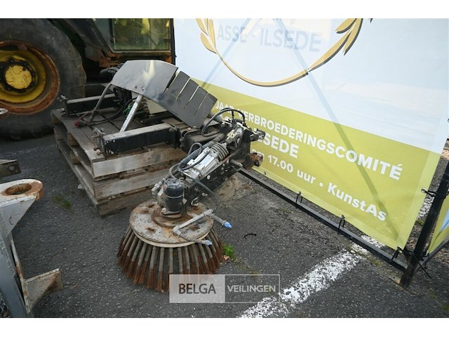 Volvo veegmachine/vrachtwagen - afbeelding 6 van  18