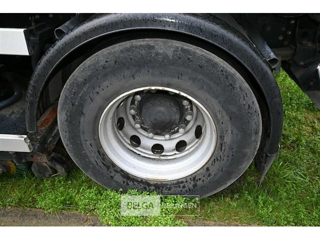 Volvo veegwagen - afbeelding 7 van  18