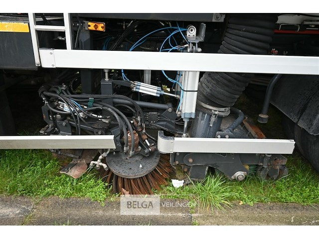 Volvo veegwagen - afbeelding 8 van  18