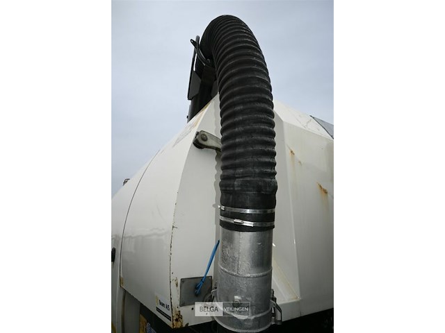 Volvo veegwagen - afbeelding 13 van  18