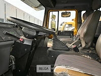 Volvo vrachtwagen met containersysteem en laadkraan hiab - afbeelding 23 van  25