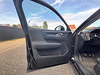 Volvo xc 40, 2021 - afbeelding 33 van  33