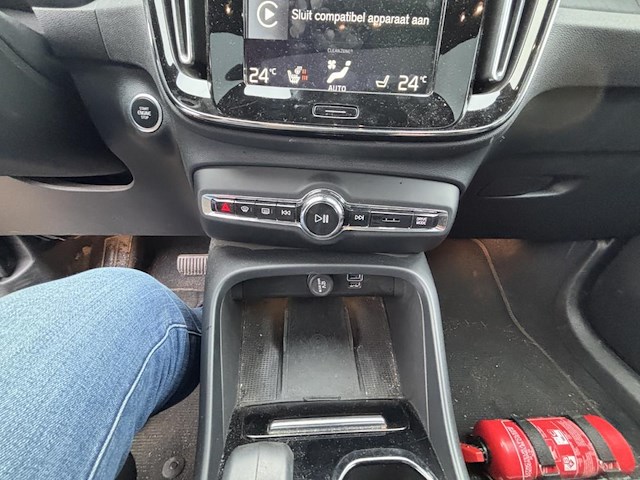 Volvo xc40, 2022 - afbeelding 8 van  41