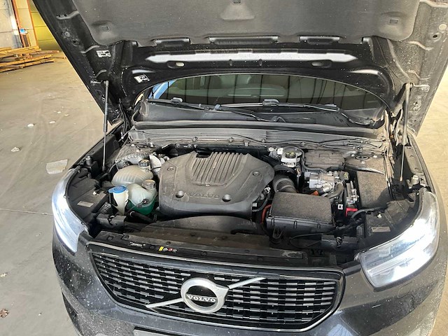 Volvo xc40 personenauto - afbeelding 9 van  26