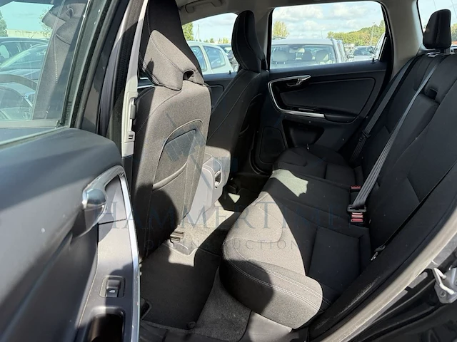 Volvo xc60 2 0 d3 kinetic, 2016 - afbeelding 9 van  25