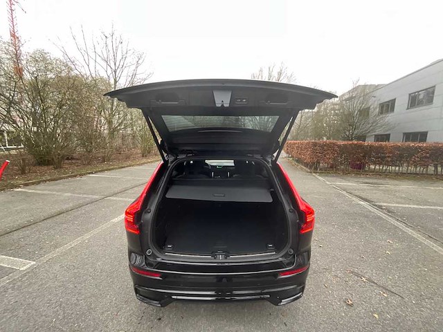 Volvo xc60 t6 - 2025 - afbeelding 28 van  29