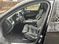 Volvo xc60 t6 - 2025 - afbeelding 3 van  12