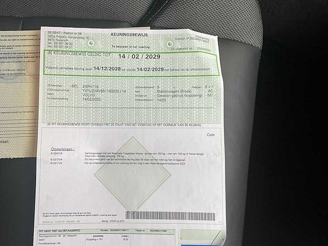 Volvo xc60 t6 - 2025 - afbeelding 8 van  12