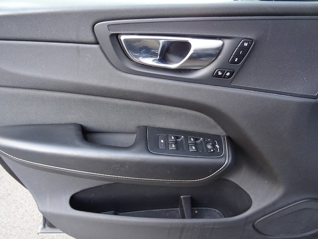 Volvo xc60 - afbeelding 17 van  17