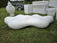 Vondom lava bench in kunststof - afbeelding 2 van  3