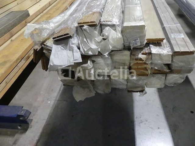 Voorgrijs cederhouten bekleding - afbeelding 5 van  9