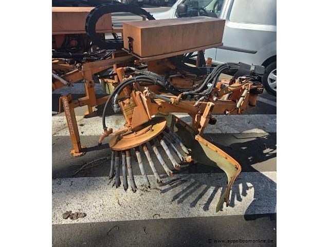 Voorhangborstel itm 2011, sr nr 11470 - afbeelding 1 van  3