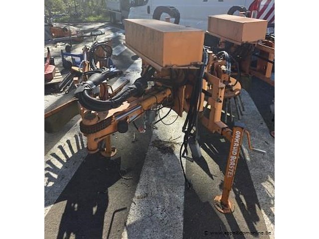 Voorhangborstel itm 2011, sr nr 11470 - afbeelding 2 van  3