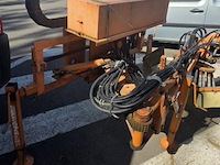 Voorhangborstel itm 2011, sr nr 11472 - afbeelding 2 van  3