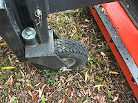 Voorladers en accessoires voor hydraulische laders / vegers - afbeelding 12 van  14