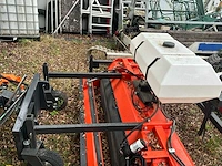 Voorladers en accessoires voor hydraulische laders / vegers - afbeelding 9 van  14