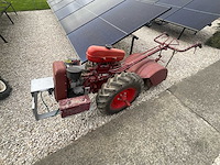 Voormalige tweewielige tractor bernard motor tweewielige tractor - afbeelding 1 van  8