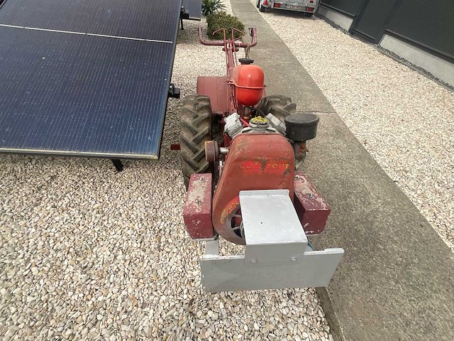 Voormalige tweewielige tractor bernard motor tweewielige tractor - afbeelding 3 van  8