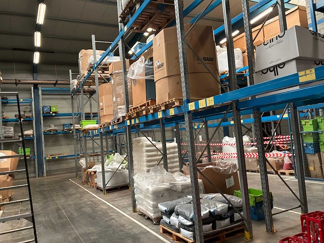 Voorraad voor kunststofindustrie - afbeelding 1 van  37