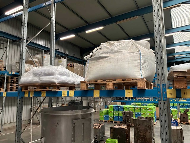 Voorraad voor kunststofindustrie - afbeelding 7 van  13