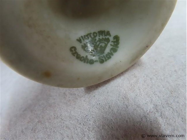 Voorraadpotten, tassen en eierdopjes - afbeelding 8 van  8