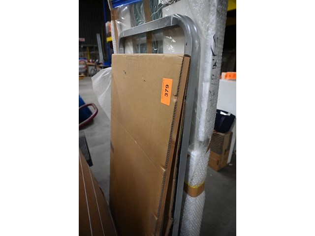 Voorzetplaat radiator - afbeelding 1 van  2