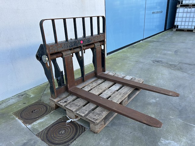 Vorken voor merlo of bull - afbeelding 1 van  4