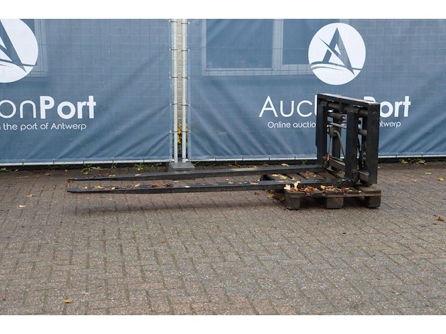 Vorkenbord bolzoni auramo 3500kg - afbeelding 1 van  1