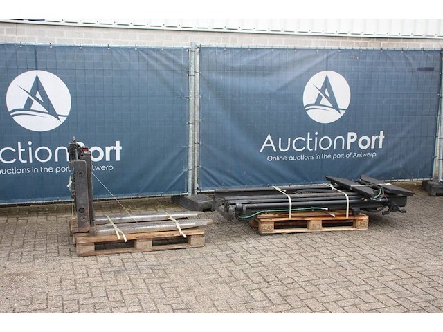 Vorkenbord en hefmast - afbeelding 1 van  1