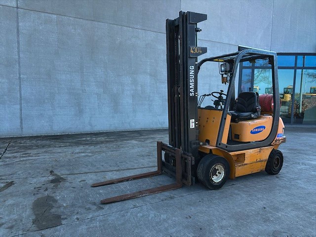 Vorkheftruck samsung sf15 lpg - afbeelding 1 van  1