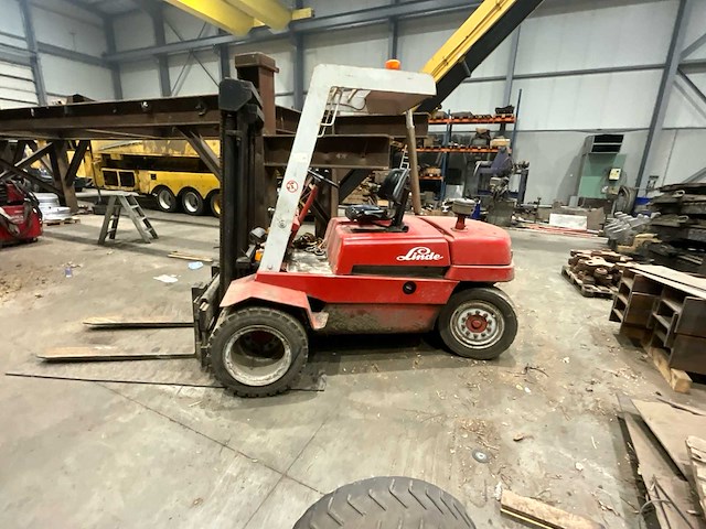 Vorkheftruck - afbeelding 10 van  20