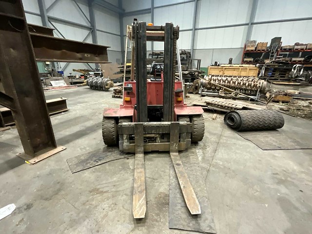 Vorkheftruck - afbeelding 13 van  20