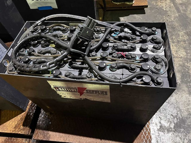 Vorkheftruck/e-truck batterij 48v 375ah - afbeelding 1 van  3