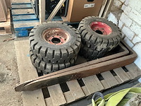 Vorkheftrucklepels en set banden - afbeelding 2 van  3
