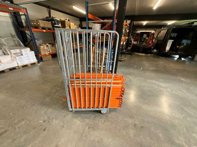 Vorm-, teken- en brootsmachine - afbeelding 4 van  6