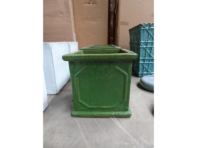 Vorstvrije terracotta bloembak - afbeelding 3 van  3