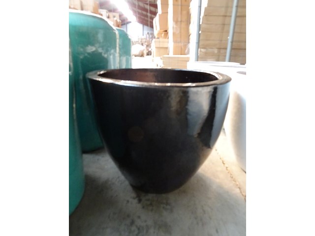 Vorstvrije terracotta bloembak - afbeelding 1 van  3