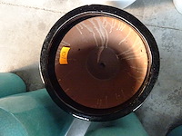 Vorstvrije terracotta bloembak - afbeelding 3 van  3