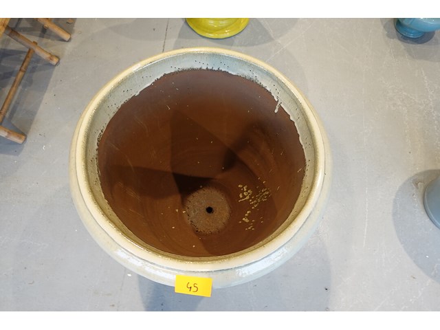 Vorstvrije terracotta bloempot - afbeelding 3 van  5