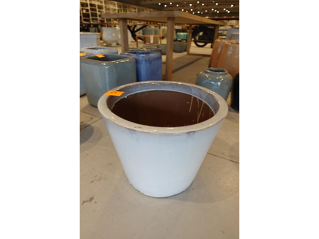Vorstvrije terracotta bloempot - afbeelding 2 van  4