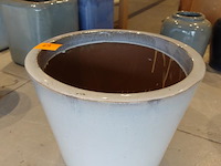 Vorstvrije terracotta bloempot - afbeelding 2 van  4