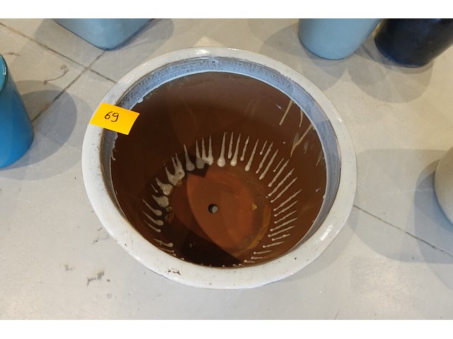 Vorstvrije terracotta bloempot - afbeelding 3 van  4