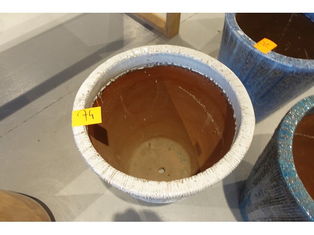 Vorstvrije terracotta bloempot - afbeelding 3 van  5
