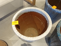 Vorstvrije terracotta bloempot - afbeelding 3 van  5